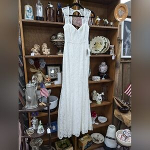 NWT Lulu's Rosetta Wedding Gown Lace Dress